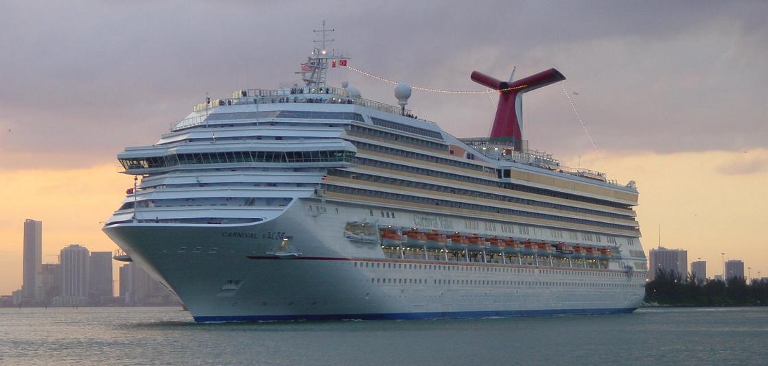 El extraordinario buque Carnival Valor es uno de los más modernos Cruceros del Caribe El extraordinario buque Carnival Valor es uno de los más modernos Cruceros del Caribe